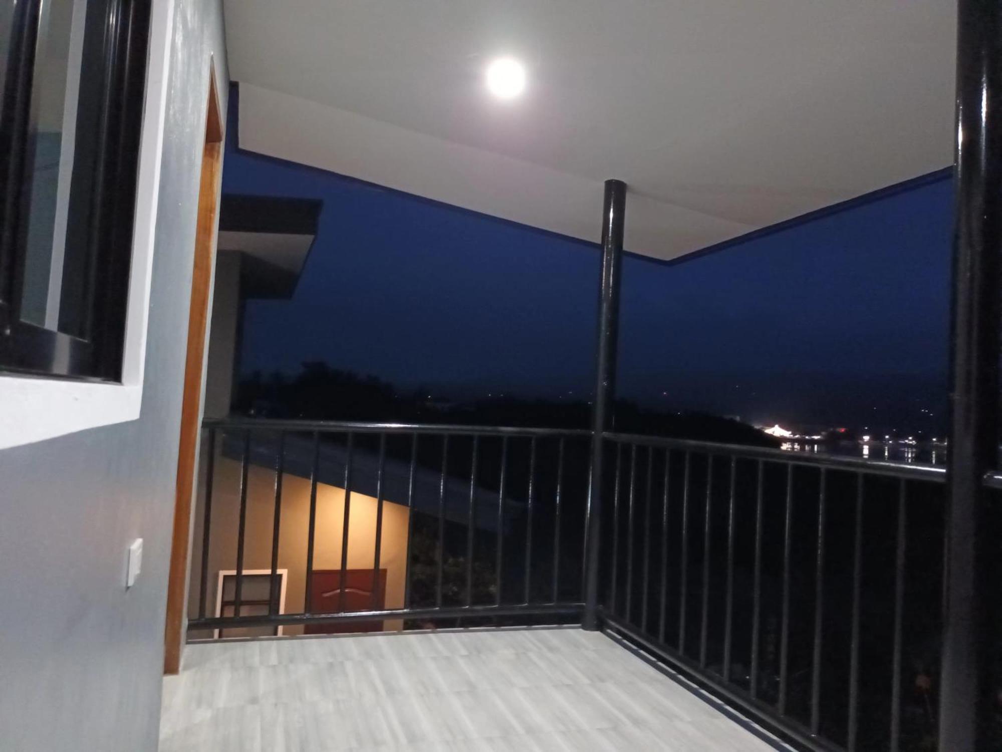 Grae'S Apartelle Moalboal Bilik gambar